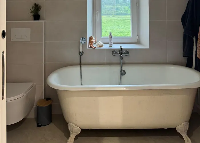 Hébergement de vacances Maison De Charme à Deux Pas Des Plages Historiques Trevieres